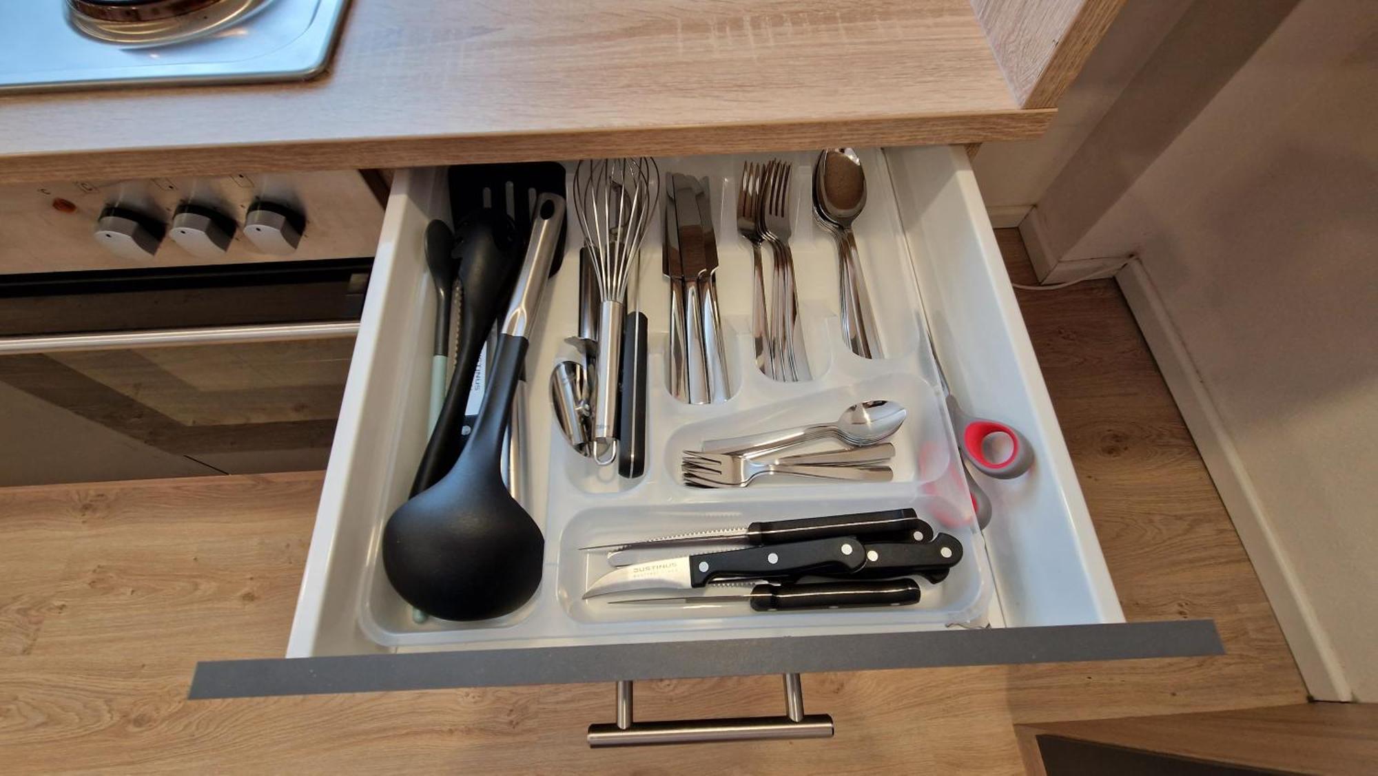 Appartment-Ferienwohnug mit Küche, Bad, kostenlos WLAN und Stellplatz, Modern eingerichtet Roding Zimmer foto